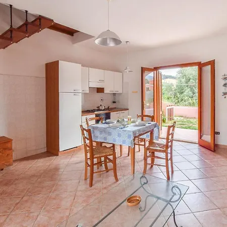 Дом отдыха 2 Bedroom Stunning In Straulas Сан-Теодоро