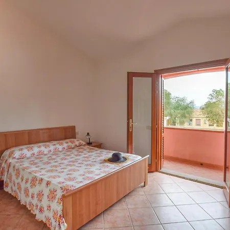 2 Bedroom Stunning In Straulas Holiday home