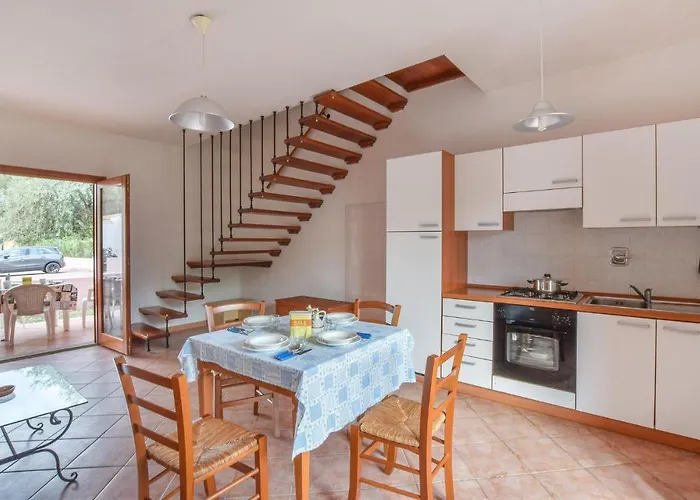 2 Bedroom Stunning In Straulas Casa de Férias