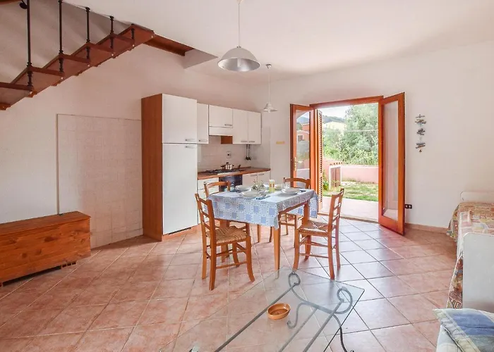 Casa de Férias 2 Bedroom Stunning In Straulas Schifoni