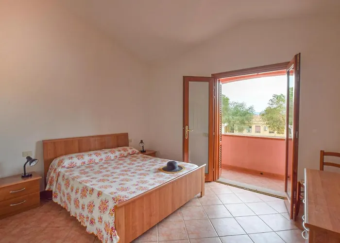 2 Bedroom Stunning In Straulas 別荘